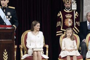 ¿Por qué lee el rey sus discursos?