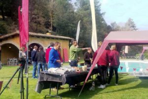 El evento de Team Building del vehículo loco