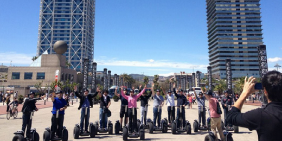 Una caza del tesoro para Nike con segways, diversión, tapas y desafíos